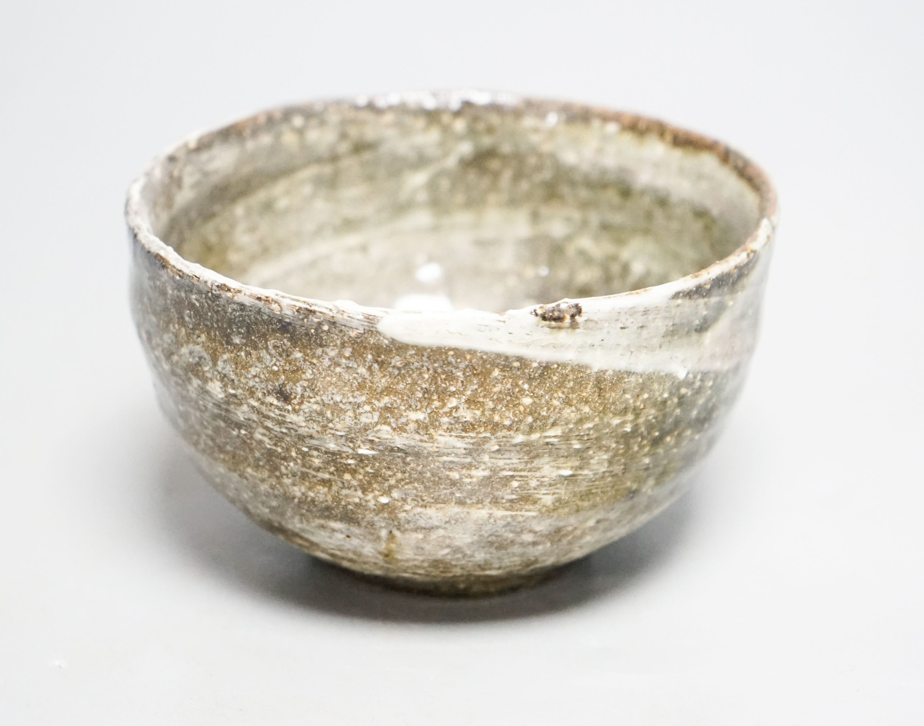 Akiko Hirai (Japanese, b.1970), a stoneware tea bowl 12cm